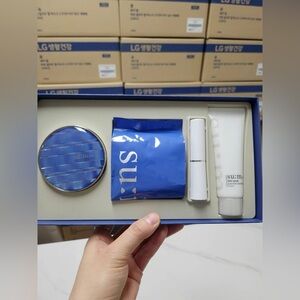SU:M37 Water-full CC Cushion Perfect Finish #01 Special Set (4 Items) SUM37